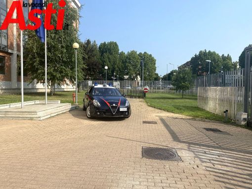 Truffa del finto addetto acquedotto ai danni di anziani. Arresti e perquisizioni anche alla ricerca di armi ed esplosivi Truffa del finto addetto acquedotto ai danni di anziani. Arresti e perquisizioni anche alla ricerca di armi ed esplosivi