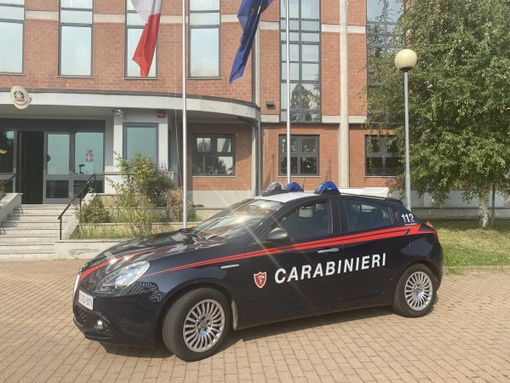 Violenta una ragazza di 24 anni al parco Lungotanaro. I carabinieri arrestano ventottenne Violenta una ragazza di 24 anni al parco Lungotanaro. I carabinieri arrestano ventottenne