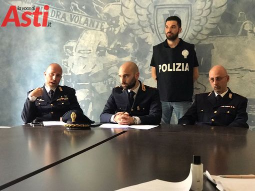 Accedevano a home banking dei clienti della Banca di Asti per effettuare prelievi: individuati dalla questura di Asti tre napoletani