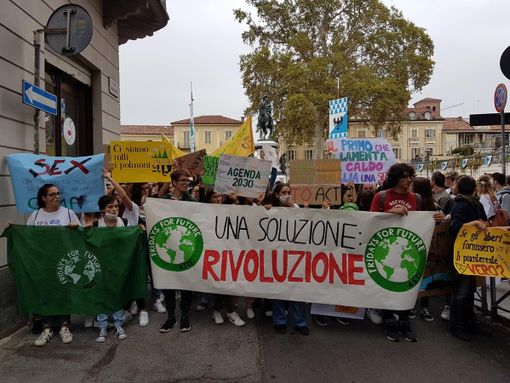 Cittadini UE per l'ambiente. I Fridays For Future Asti spiegano l'ECI