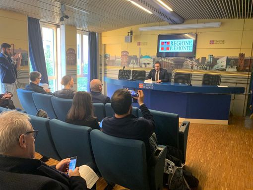 Conferenza stampa con l'assessore Ricca Conferenza stampa con l'assessore Ricca