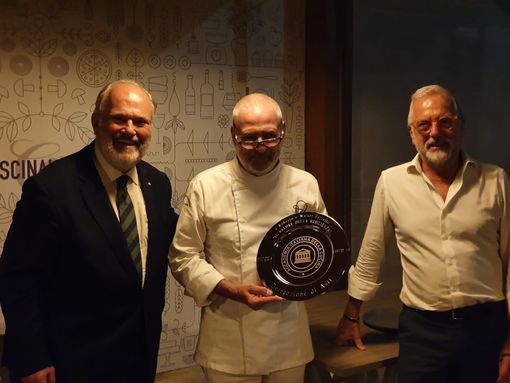 La consegna del &quot;Piatto&quot; ai fratelli Ferretto