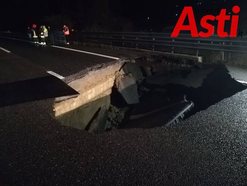 Voragine sul tratto astigiano dell’A21, autostrada chiusa in entrambi i sensi di marcia