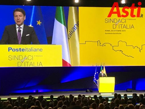 Conte incontra i sindaci dei piccoli Comuni: “A via un tavolo per raccogliere le vostre istanze” [VIDEO]