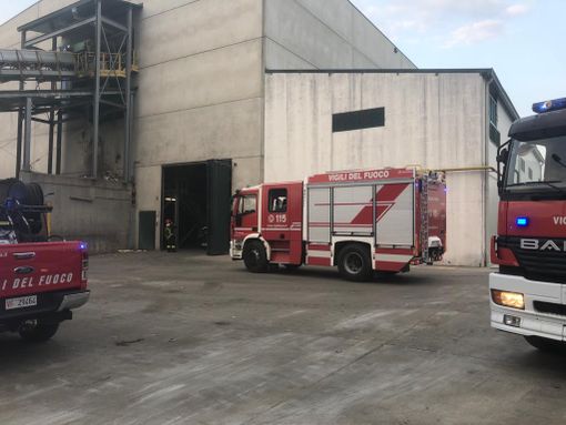 Asti, principio d’incendio alla A2A Ambiente di strada San Bartolomeo [VIDEO]