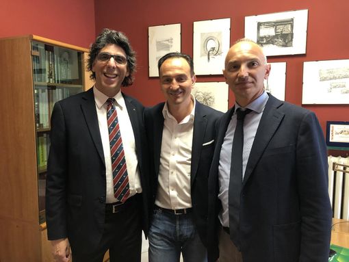 Zuccaro (a sinistra) e Allasia, ritratti con il governatore del Piemonte Alberto Cirio