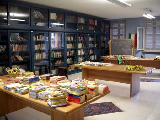 Chiude al pubblico dal 2 marzo la Biblioteca Astense e riattiva il servizio "Sulla soglia" Chiude al pubblico dal 2 marzo la Biblioteca Astense e riattiva il servizio "Sulla soglia"