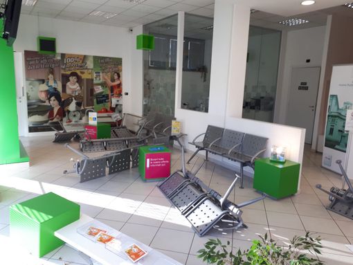 Asti: un 38enne devasta la sede del Punto Enel di corso Casale Asti: un 38enne devasta la sede del Punto Enel di corso Casale