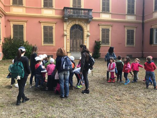 Villa Badoglia animata, per una mattina, da ben 220 bambini e bambine delle scuole astigiane