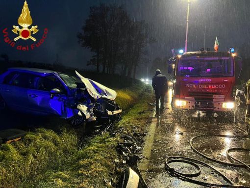 Bambino di un anno in codice rosso a causa di un incidente stradale a Nizza Monferrato (FOTO)