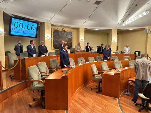 Anche il Consiglio Regionale si ferma per ricordare Silvio Berlusconi. Domani lutto nazionale