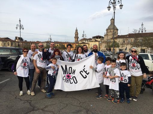 Un gruppo di fans di Mon Circo al Fantasy Festival di Casale