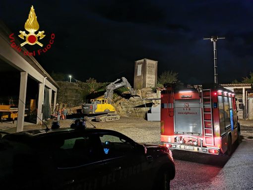 Nubifragi insistenti sull'Astigiano. Non preoccupa la situazione del Tanaro esondato nel Cuneese. Crolla un muraglione a Montemagno