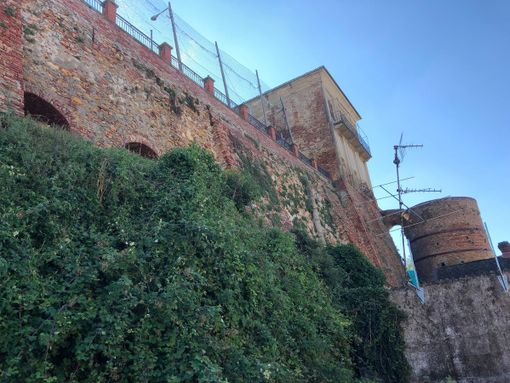 La ditta Ruscalla di Asti si aggiudica i lavori per il consolidamento del muro di Moncalvo La ditta Ruscalla di Asti si aggiudica i lavori per il consolidamento del muro di Moncalvo