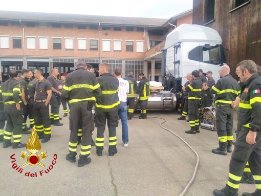 Giornate formative per i vigili del fuoco di Asti, organizzate dal Nucleo Nbcr Giornate formative per i vigili del fuoco di Asti, organizzate dal Nucleo Nbcr