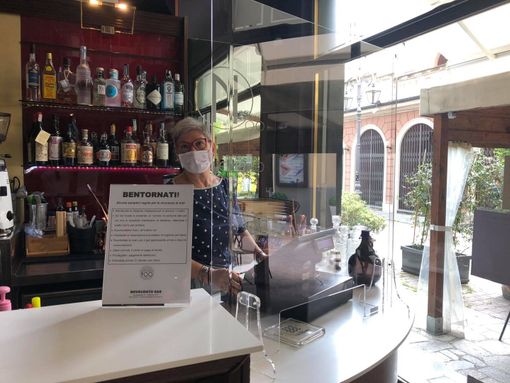 Il bar Novecento di Asti, dopo 14 anni, domani cessa l'attività. I titolari lo comunicano sui social Il bar Novecento di Asti, dopo 14 anni, domani cessa l'attività. I titolari lo comunicano sui social