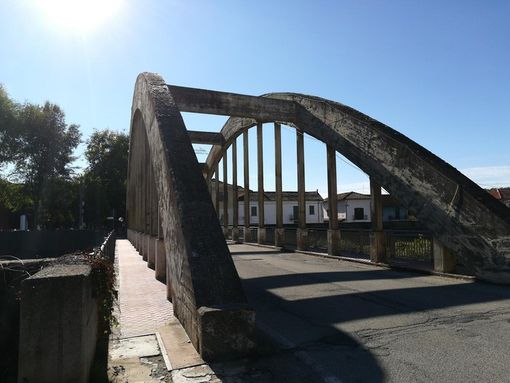 Prove di carico sul ponte di Incisa Scapaccino, lungo la provinciale 46