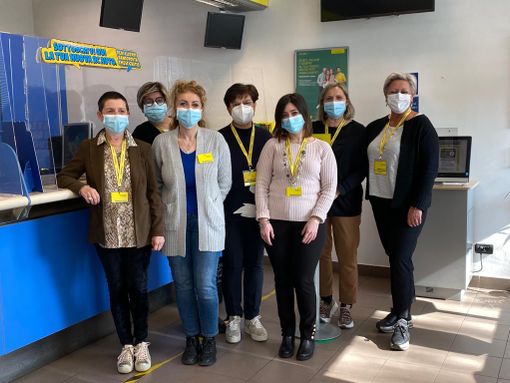 L'ufficio postale di Canelli con la direttrice Cristiana Brondolo