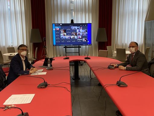 Una fase del webinar con il presidente del polo Astiss, Mario Sacco e il sindaco di Asti, Maurizio Rasero
