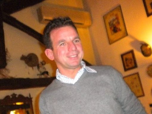 Cordoglio a Sessant per la morte di Silvano Risso, operaio di 50 anni, morto ieri in un cantiere a Castagnole Monferrato