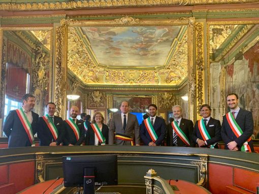 La delegazione con Philip Close, sindaco di Bruxelles.