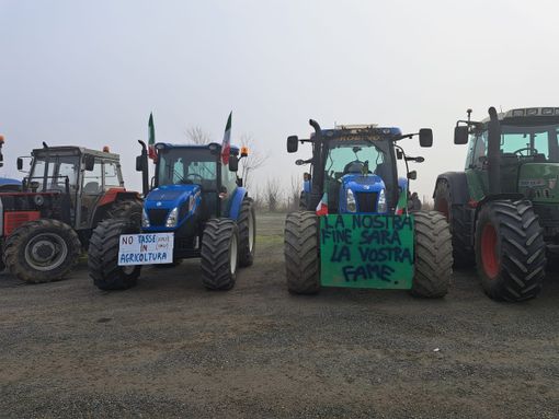 Anche gli agricoltori astigiani alla manifestazione di protesta con i trattori ad Alessandria Anche gli agricoltori astigiani alla manifestazione di protesta con i trattori ad Alessandria