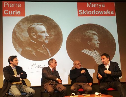 I giovani astigiani studiano la radioattività col Magmax e riempiono Sala Pastrone