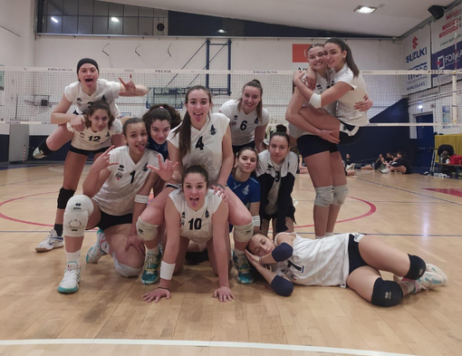 Le ragazze del Club76 Playasti