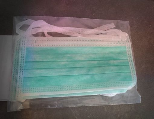 Costigliole d’Asti, in corso la distribuzione ai cittadini di 5.000 mascherine acquistate dal Comune Costigliole d’Asti, in corso la distribuzione ai cittadini di 5.000 mascherine acquistate dal Comune