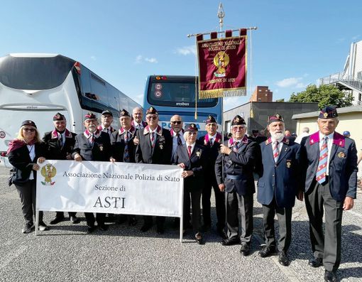 I componenti della delegazione astigiana dell'ANPS