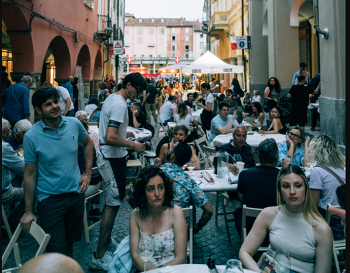 Vini pregiati e sapori autentici nel cuore di Asti Vini pregiati e sapori autentici nel cuore di Asti