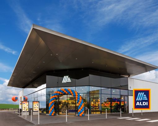 Ad Asti apre Aldi. 14 nuove assunzioni per un totale di 187 collaboratori in Piemonte Ad Asti apre Aldi. 14 nuove assunzioni per un totale di 187 collaboratori in Piemonte