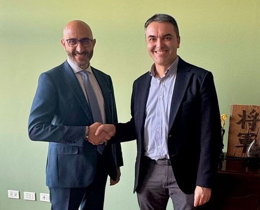 Il direttore generale Gorgoni con Morra Il direttore generale Gorgoni con Morra