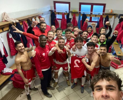Pokerissimo del Moncalvo calcio contro la Pozzolese Pokerissimo del Moncalvo calcio contro la Pozzolese