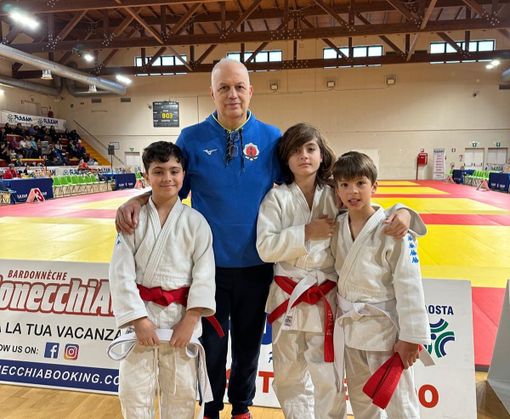 Judo: weekend intenso per gli atleti del Judo Olimpic Asti impegnati in due competizioni a Leinì Judo: weekend intenso per gli atleti del Judo Olimpic Asti impegnati in due competizioni a Leinì
