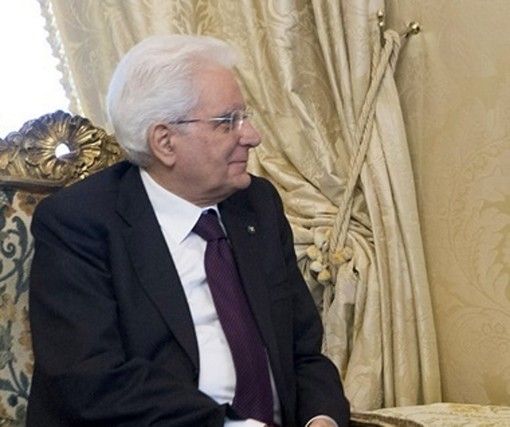 Dimissioni respinte, Mattarella rinvia Draghi alle Camere Dimissioni respinte, Mattarella rinvia Draghi alle Camere