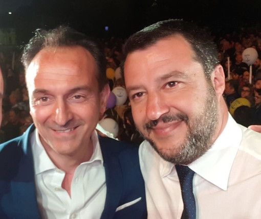 Cirio ritratto con Matteo Salvini, leader della Lega egemone di voti in Piemonte Cirio ritratto con Matteo Salvini, leader della Lega egemone di voti in Piemonte