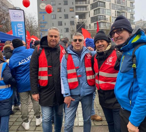 La delegazione della Fiom Cgil Asti La delegazione della Fiom Cgil Asti