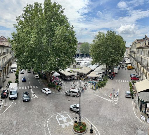 Mercato unificato di Asti: la battaglia degli ambulanti continua, ma il trasferimento in piazza del Palio ci sarà dal 3 luglio Mercato unificato di Asti: la battaglia degli ambulanti continua, ma il trasferimento in piazza del Palio ci sarà dal 3 luglio