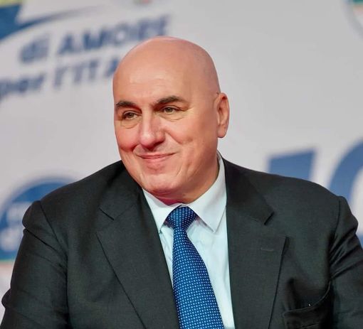 Il ministro Guido Crosetto: ha compiuto 62 anni lo scorso 19 settembre