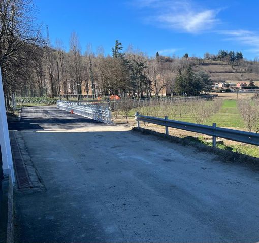 I lavori (qui non ancora conclusi) in via Mattarella