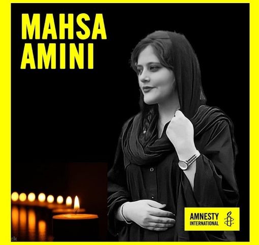 Flash mob anche ad Asti per le donne iraniane: Masha Amini. Donne, vita, libertà Flash mob anche ad Asti per le donne iraniane: Masha Amini. Donne, vita, libertà