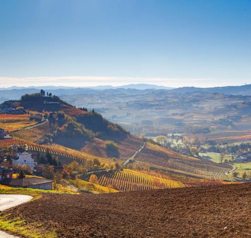 Uno scorcio dello splendido panorama che si gode dal Bricco Lù