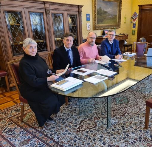 Stipulata la convenzione per la valorizzazione del patrimonio museale e culturale della Fondazione Centro di Studi Alfieriani Stipulata la convenzione per la valorizzazione del patrimonio museale e culturale della Fondazione Centro di Studi Alfieriani