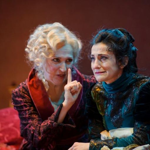 Mercoledì 5 aprile la stagione del Teatro Alfieri di Asti continua con &quot;Boston Marriage&quot; di David Mamet