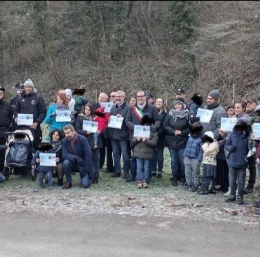 Piantati a Costigliole gli alberi per ogni nuovo nato nel paese [FOTO]