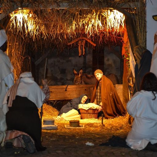 Il mistero della Natività a Revigliasco d'Asti per riflettere sul vero spirito del Natale