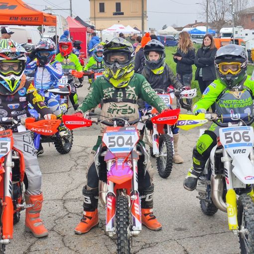 Buoni risultati per il moto club Alfieri, tra mini enduro e motocross