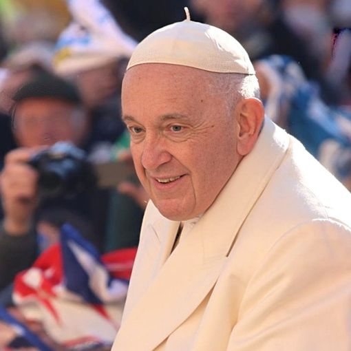 Un immagine di Papa Bergoglio durante la sua visita astigiana - Ph. Merfephoto - Efrem Zanchettin