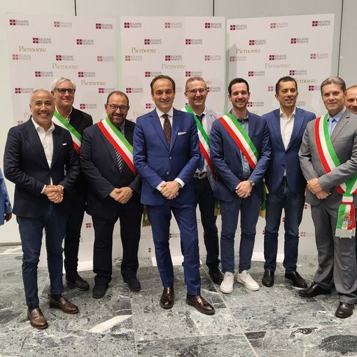 Alcuni momenti della firma del patto